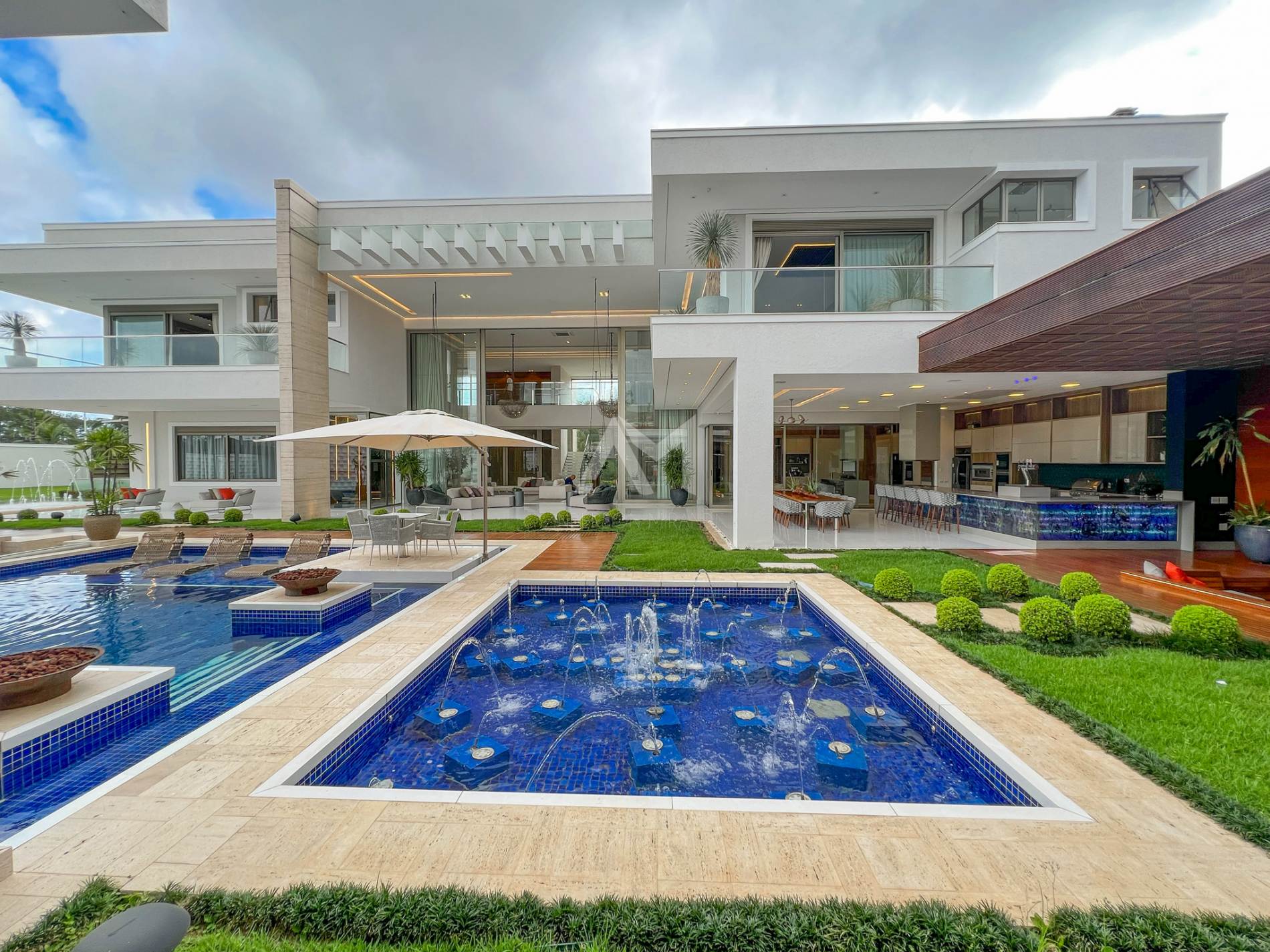 O lugar certo para conversar sobre imóveis