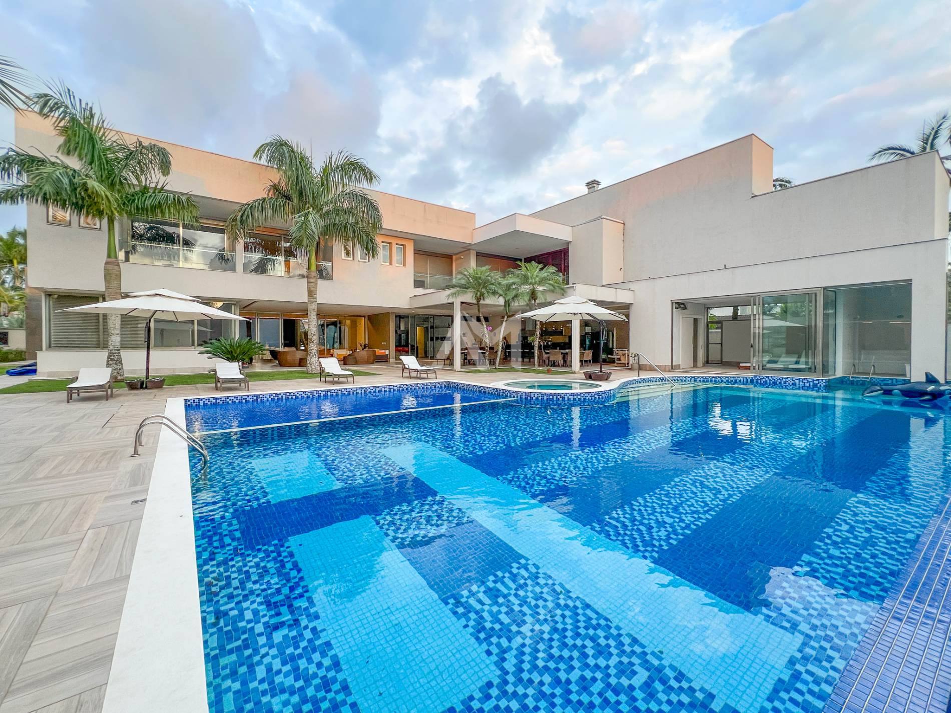 O lugar certo para conversar sobre imóveis